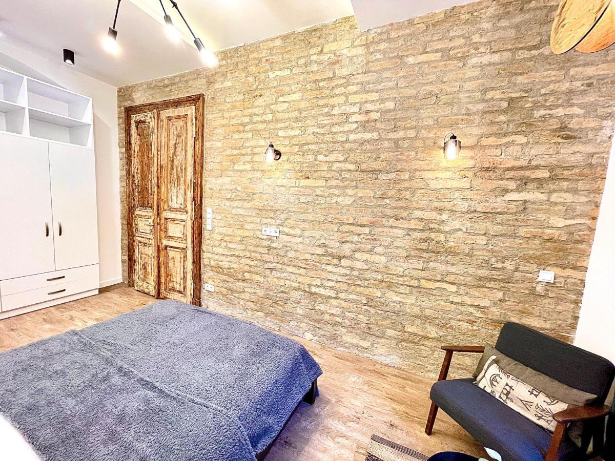 Dream Romance Residency - Finnish Sauna Budapest Exterior photo